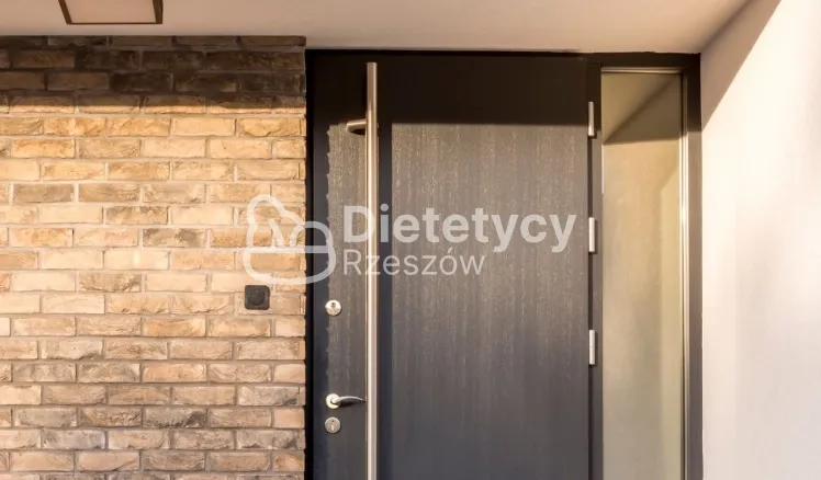 Czy wybór drzwi przez konfigurator drzwi zewnętrznych daje większą kontrolę nad każdym detalem projektu?