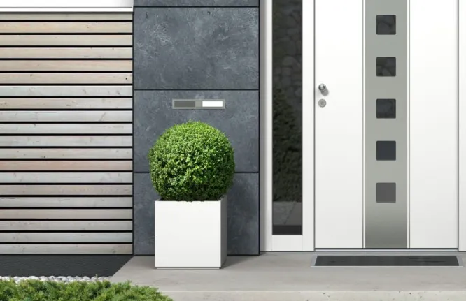 Jak daleko konfigurator drzwi zewnętrznych może posunąć personalizację bez utraty spójności całego projektu