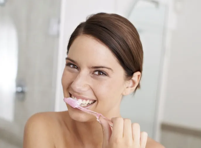 Jak dbać o jamę ustną w trakcie noszenia aparatu ortodontycznego?